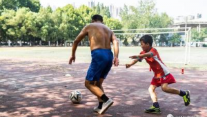 踢足球对抽烟是否有帮助？探究运动与吸烟行为的潜在关联