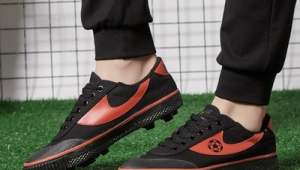 回力哪款足球鞋实战比较好