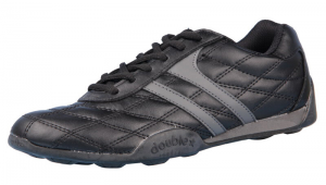 女生穿足球球服灰色好看吗？魅力展现引发时尚思考