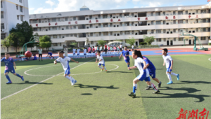 空中接球算篮板吗?与足球中类似情况的探讨