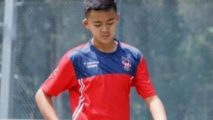 14岁适合踢足球吗？探索这个年龄段与足球运动的适配答案