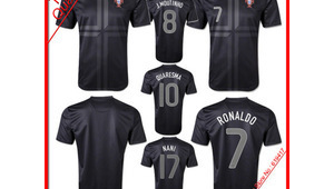 男士足球衣搭配衬衫好看吗 展现别样时尚魅力