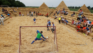 足球世界玩的人多吗？探寻这项运动背后庞大的参与群体