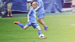 足球狐狸城是哪对队员踢的