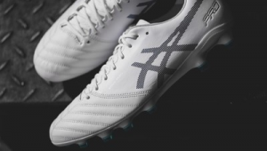 哪款足球鞋使用寿命最长?全方位解析与答案大揭秘