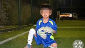 五岁小孩能练习足球吗？开启足球梦想，这些要点需知晓