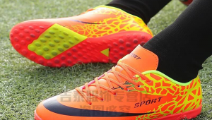 哪款足球鞋垫好穿又耐磨？探寻足球场上的舒适与持久之选