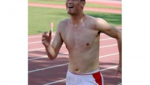 足球球星跑步姿势奇怪吗