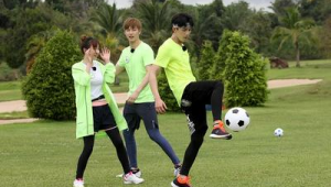 吴磊踢足球很厉害吗？实力表现揭秘与球迷看法大探讨