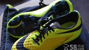 天津南开哪里能买到足球鞋