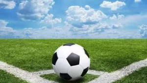 足球能用手控球吗？规则界限与特殊情况全解析