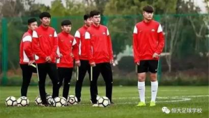 国外足球学校收学费吗？一文为你揭秘留学足球学校费用真相