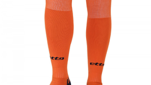 足球袜带防滑吗女生