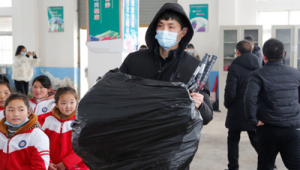 送老师足球礼物合适吗？探讨这份特别礼物背后的考量