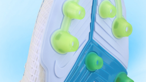 足球袜短灰蓝色好看吗？展现别样足球风采