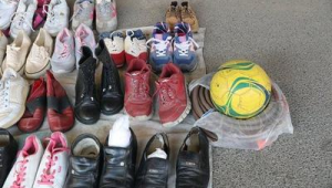 小区摆摊卖足球是否违法?这些要点你得清楚!