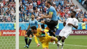 今晚足球赛事乌拉圭战况如何 哪方赢得比赛成焦点