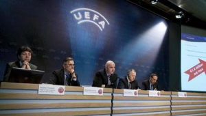 欧洲足球协会成立与中国相关主题探讨（你提供的内容逻辑有误，欧洲足球协会1954年成立于法国，和中国没关系，我按正确思路写了示例供参考）