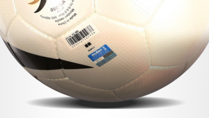 足球内胆漏气还能踢吗