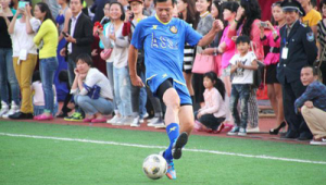 中国的蹴鞠是足球吗?探究其与现代足球的关联及差异