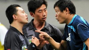 足球裁判员能抽烟吗