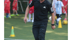 高淳有踢足球的地方吗