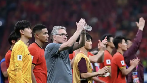 足球比赛中，一方能否凭借特殊情况或规则实现单方晋级？