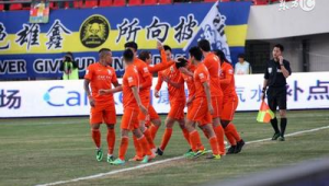 近视眼能做足球裁判吗？探讨视力因素对足球裁判工作的影响