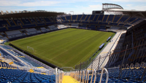 足球俱乐部有自己的球场吗