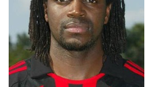 法国足球中场黑人球员数量多吗？现状与因素深度剖析