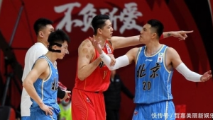 足球与篮球：为何不能摒弃对立，携手共绽体育魅力？