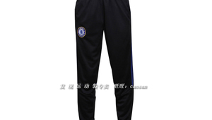 职业足球训练裤要求高吗？揭秘其背后的专业考量