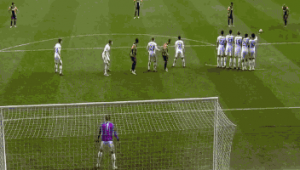 足球生涯末期：何处才是继续逐梦，续写辉煌的最佳战场？