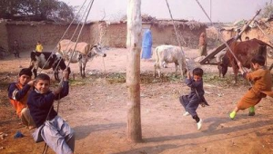 巴基斯坦男孩是否热衷于踢足球，他们的足球故事又是怎样的？