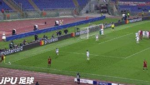 足球回传球是否算越位，规则解读与常见争议分析