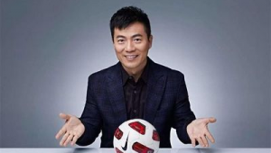 足球解说不能站队吗