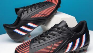 猎鹰足球鞋码数偏小吗？实测解析让你不再为选码发愁