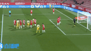 足球小禁区传球是否存在越位情况解析