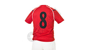 足球衣半翻领好看吗?时尚与运动的独特碰撞引思考