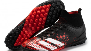 皮面足球鞋能否水洗？深度解析水洗皮面足球鞋的可行性与注意事项