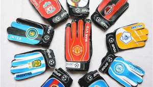 足球手套喷雾剂有毒吗？其安全性究竟如何？