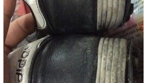 足球鞋脱胶能否修复？答案在这里！