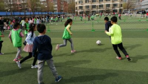 小学足球班能参加吗？看看这些因素你就知道啦