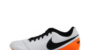 窄脚适配小一码的足球鞋怎么选，这些款式值得关注