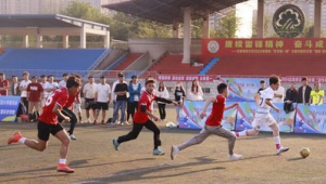 沈阳哪些学校提供住校并开展足球教学？