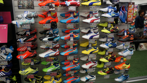 哪里买足球鞋比较好？这些靠谱渠道你不能错过