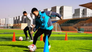 中学生买哪款足球好点呢