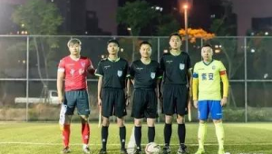 今晚足球有比赛吗？球迷翘首以盼，赛事动态引关注