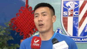 演员是足球裁判员吗