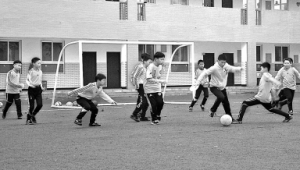 郑上路足球还在练球吗？探寻其现状与背后的故事